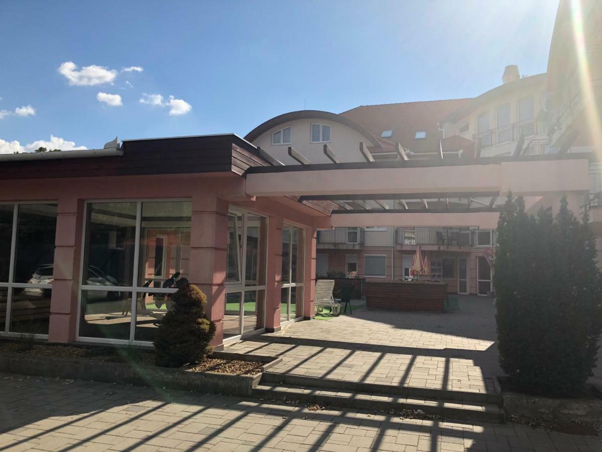 Rosemary Apartmanok, Rose, Lili, Mary1, Mary2 Hajdúszoboszló Dış mekan fotoğraf